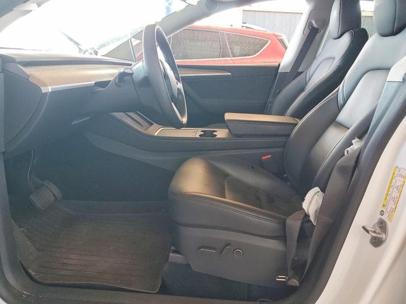 2024 TESLA MODEL Y 7