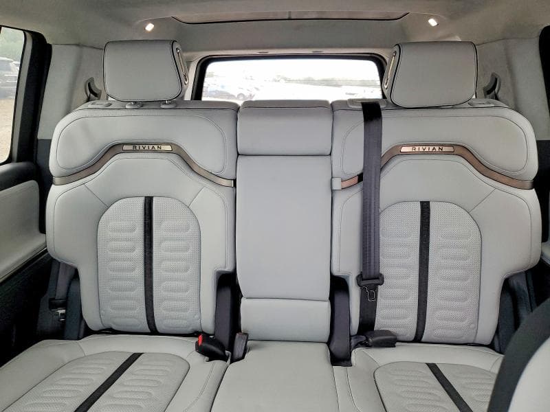 2023 RIVIAN R1S ADVENTURE 10