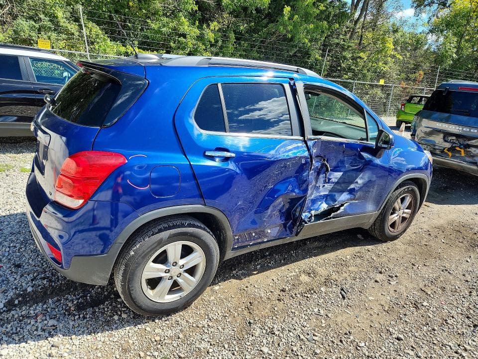 2017 CHEVROLET TRAX 1LT 3