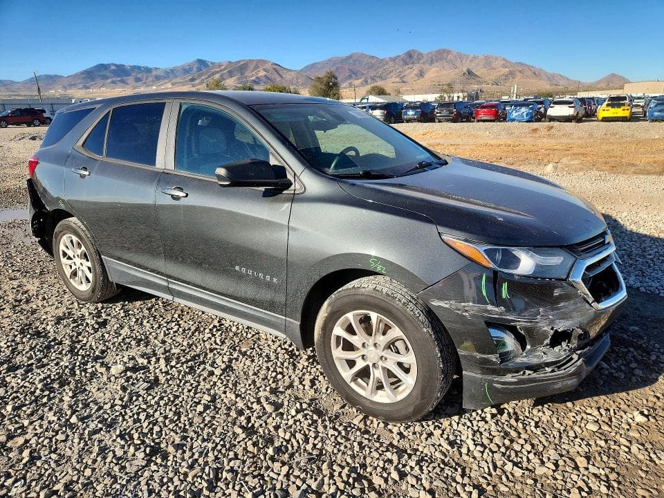 2020 CHEVROLET EQUINOX LS 4