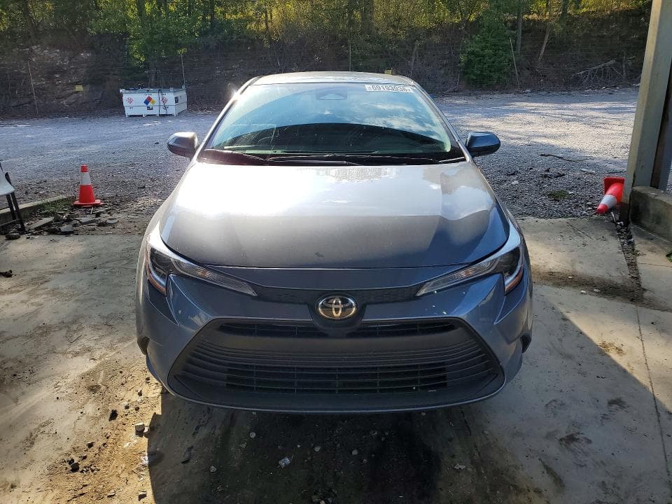 2026 TOYOTA COROLLA LE 5