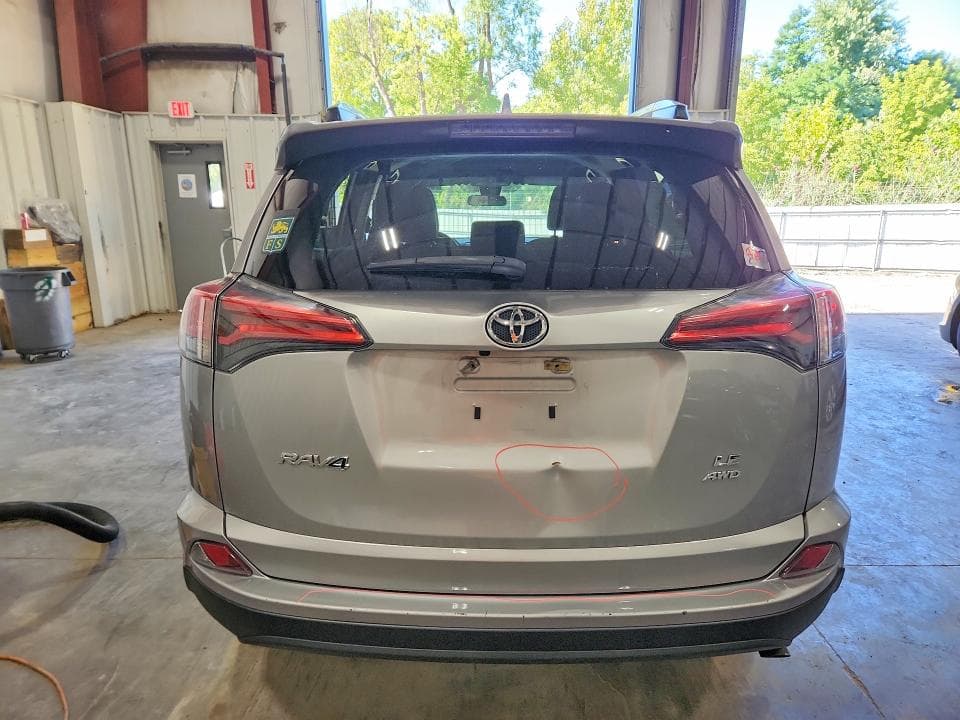2017 TOYOTA RAV4 LE 6