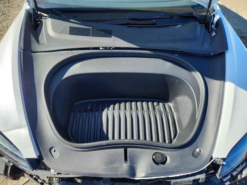 2025 TESLA MODEL 3 11