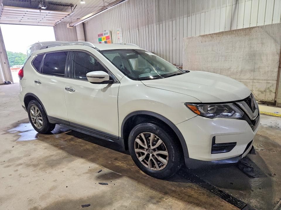2018 NISSAN ROGUE SV 4