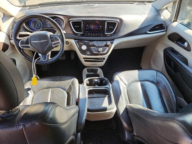 2017 CHRYSLER PACIFICA TOURING L 8
