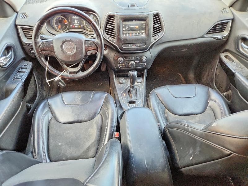 2021 JEEP CHEROKEE LATITUDE PLUS 8