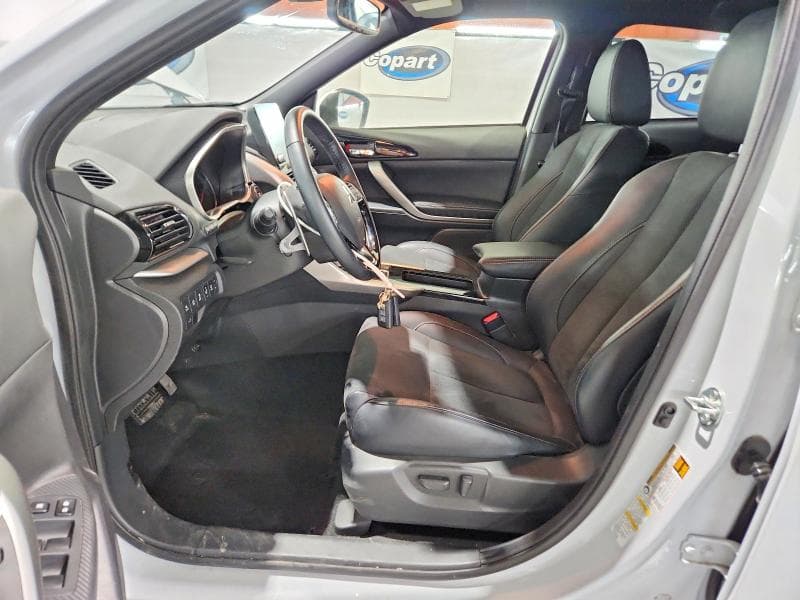 2024 MITSUBISHI ECLIPSE CROSS LE 7