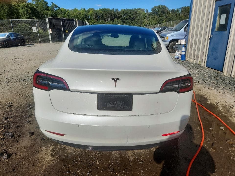 2022 TESLA MODEL 3 6