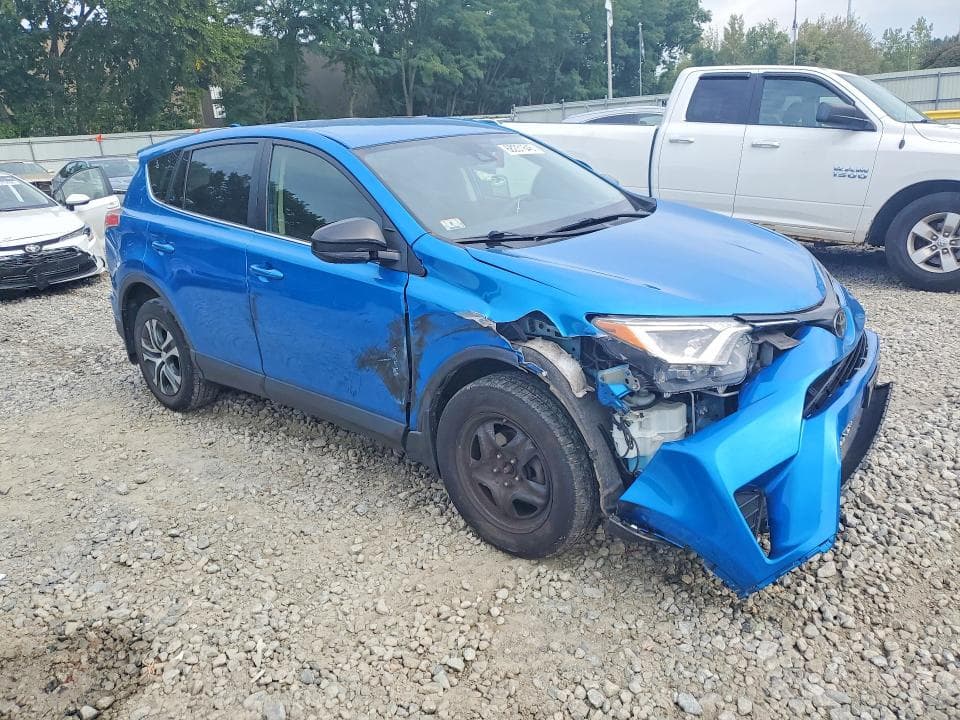 2018 TOYOTA RAV4 LE 4