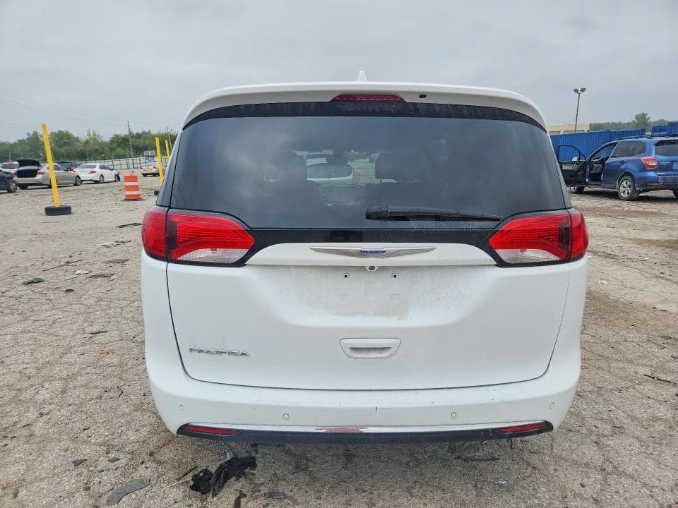 2018 CHRYSLER PACIFICA TOURING L PLUS 6