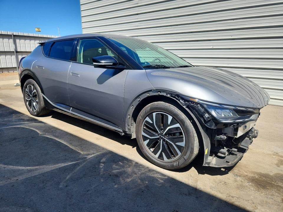 2024 KIA EV6 WIND 4