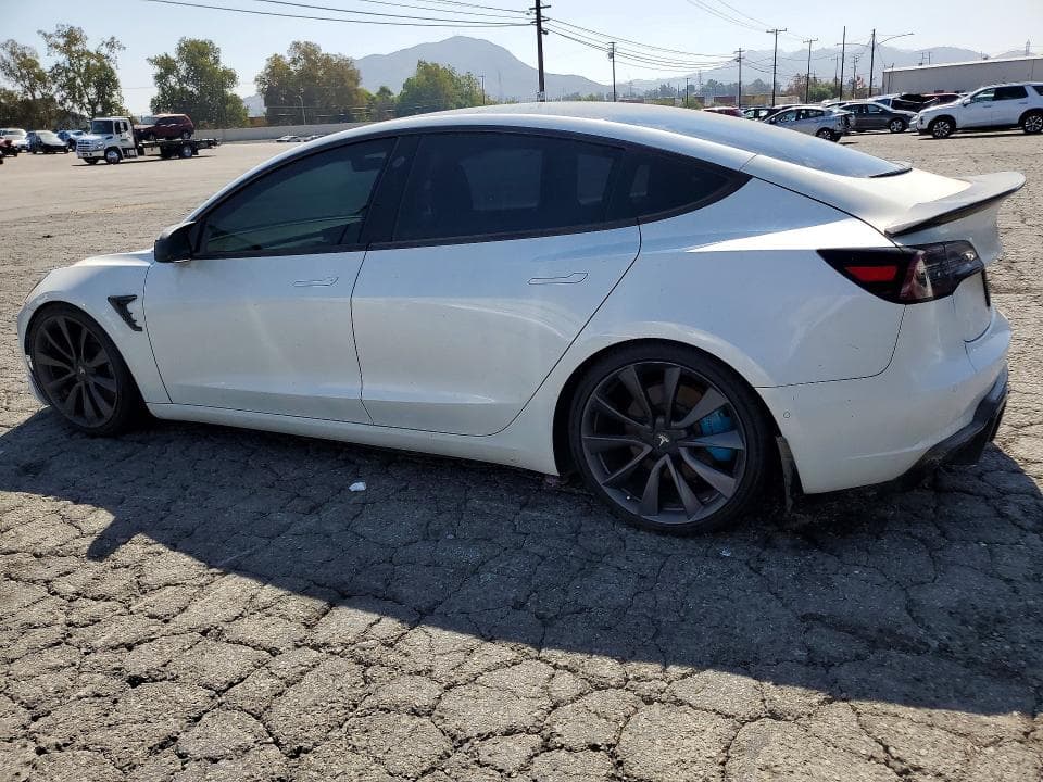 2020 TESLA MODEL 3 2