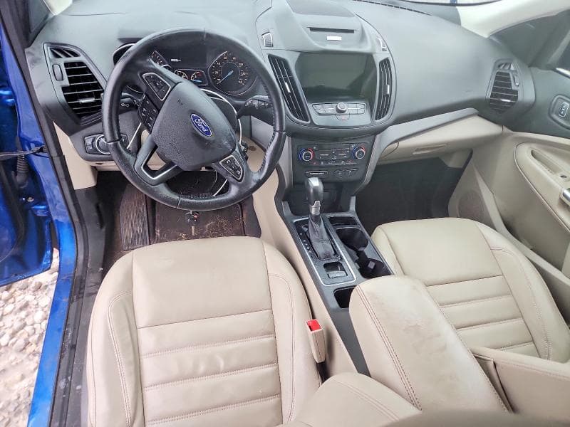 2017 FORD ESCAPE SE 8