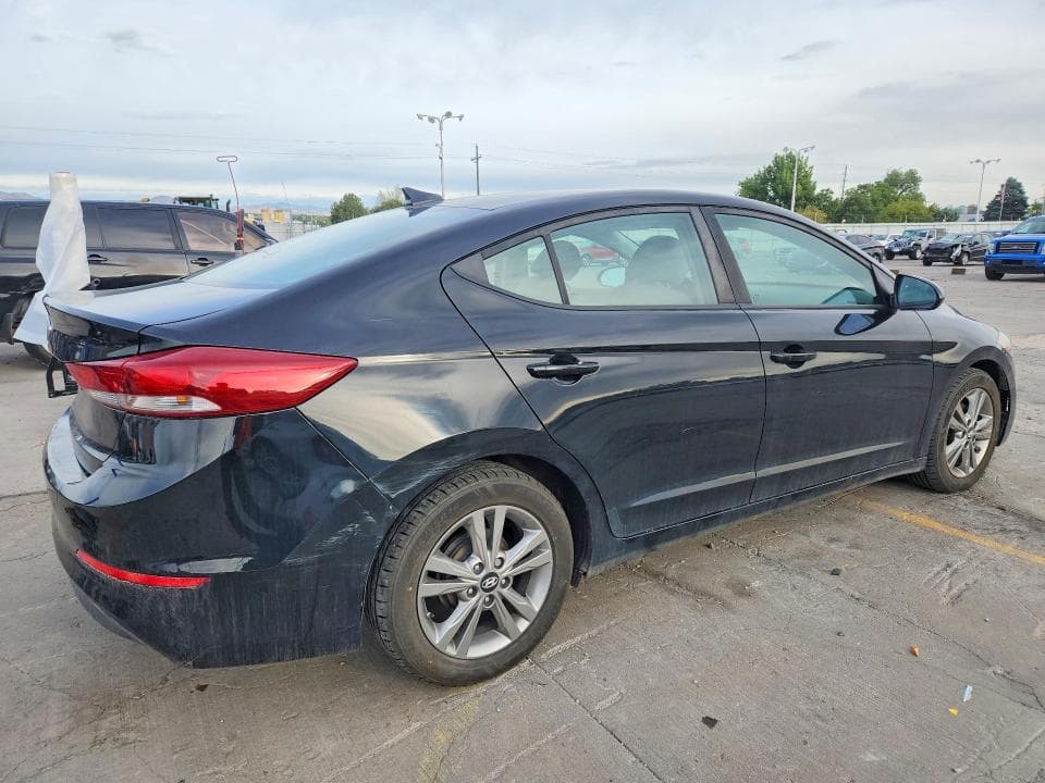 2017 HYUNDAI ELANTRA SE 3