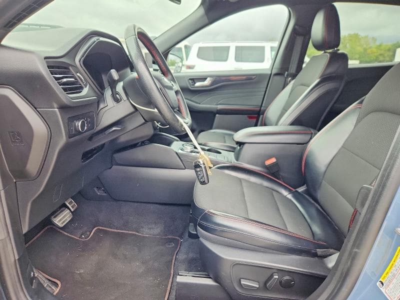 2023 FORD ESCAPE ST LINE 7