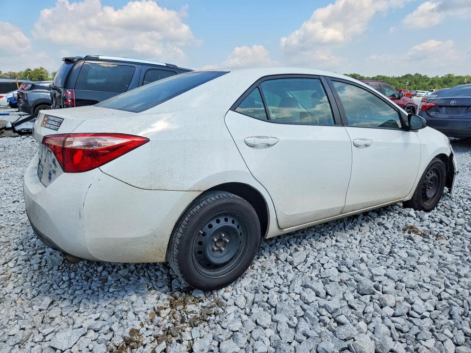 2017 TOYOTA COROLLA LE 3