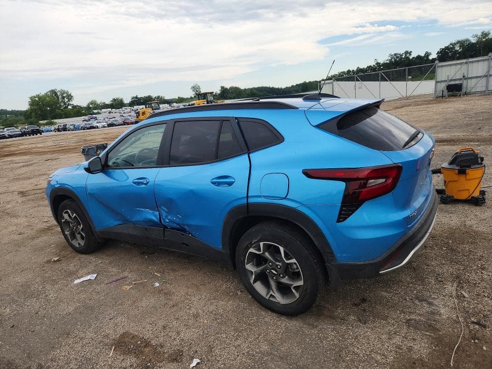2025 CHEVROLET TRAX 1LT 2