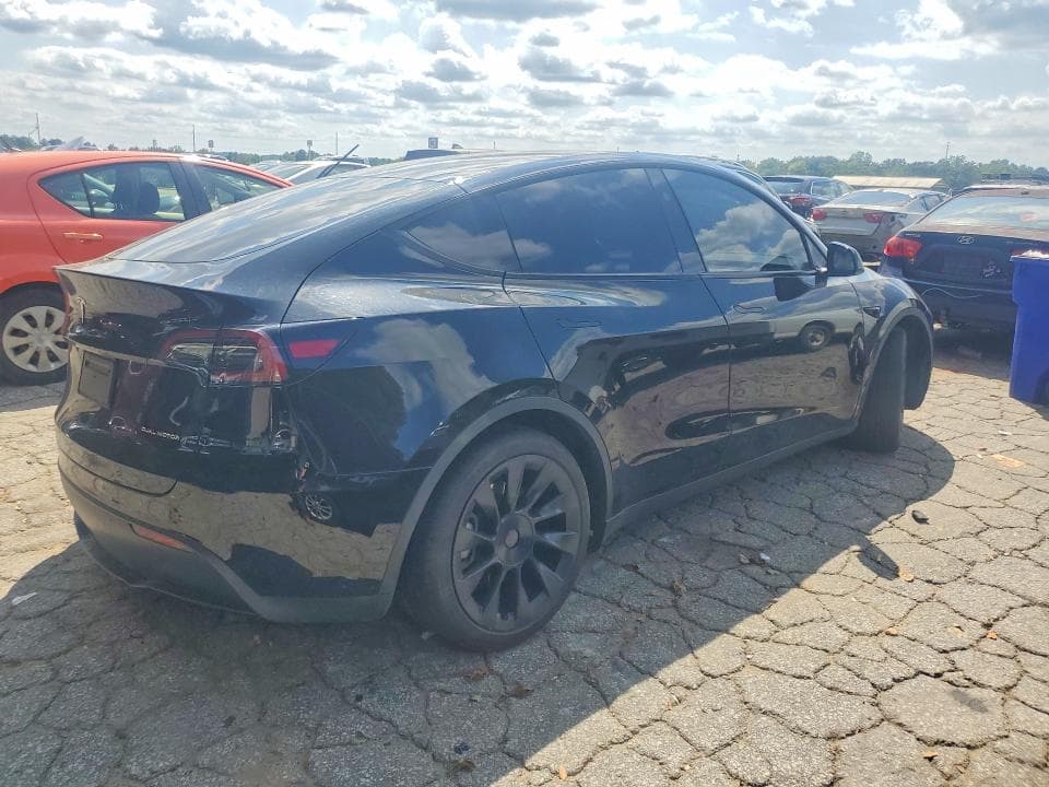 2023 TESLA MODEL Y 3