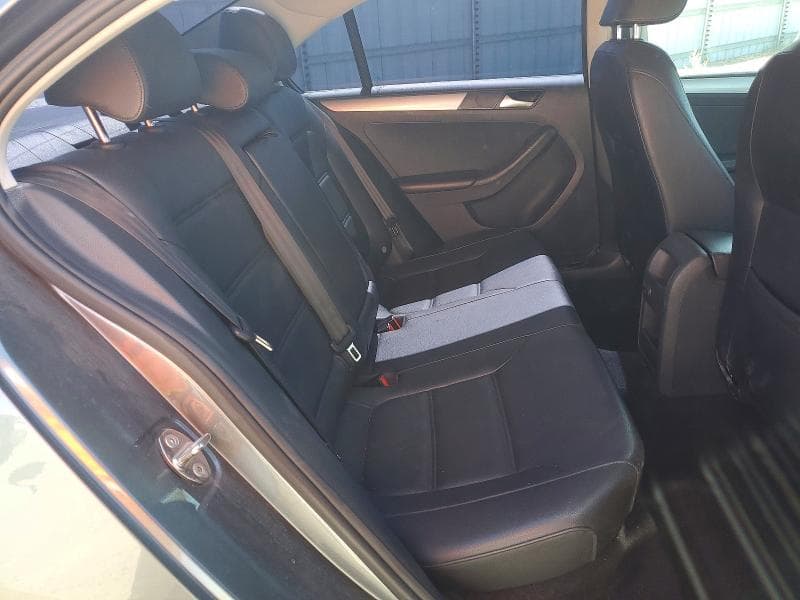 2018 VOLKSWAGEN JETTA SE 10