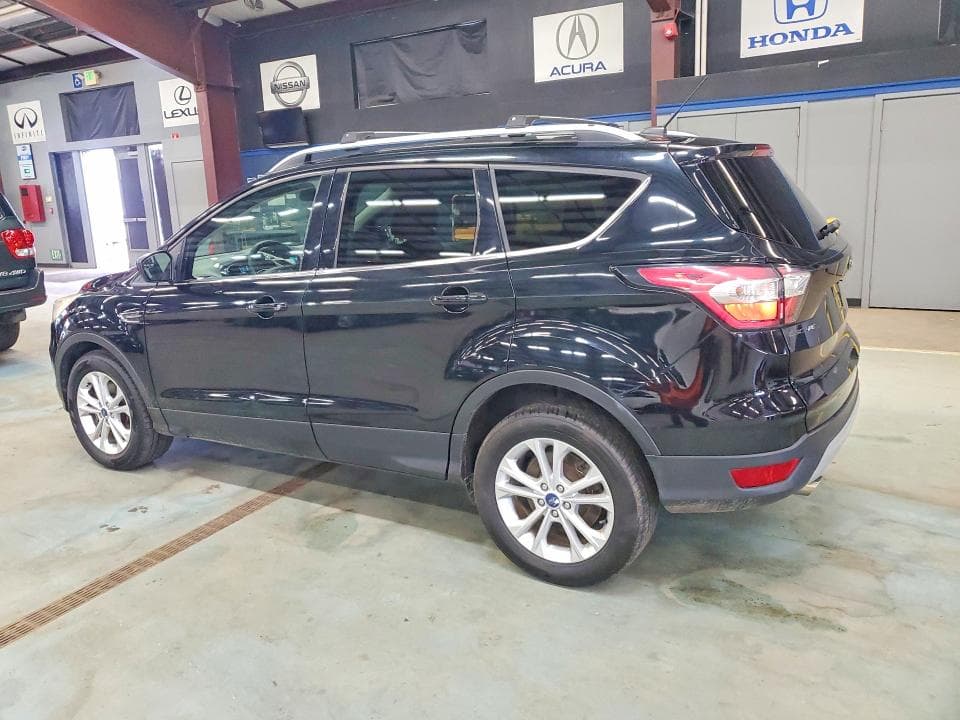 2017 FORD ESCAPE SE 2