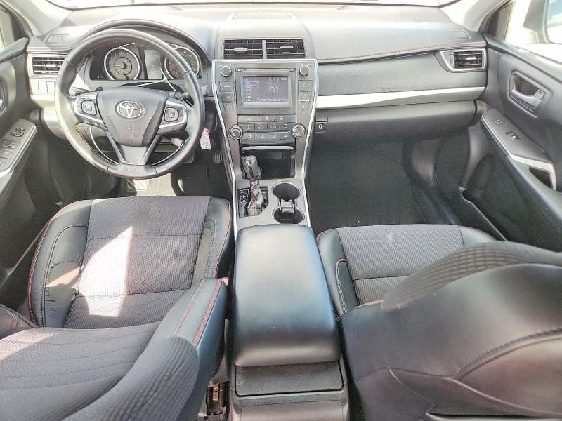 2017 TOYOTA CAMRY SE 8