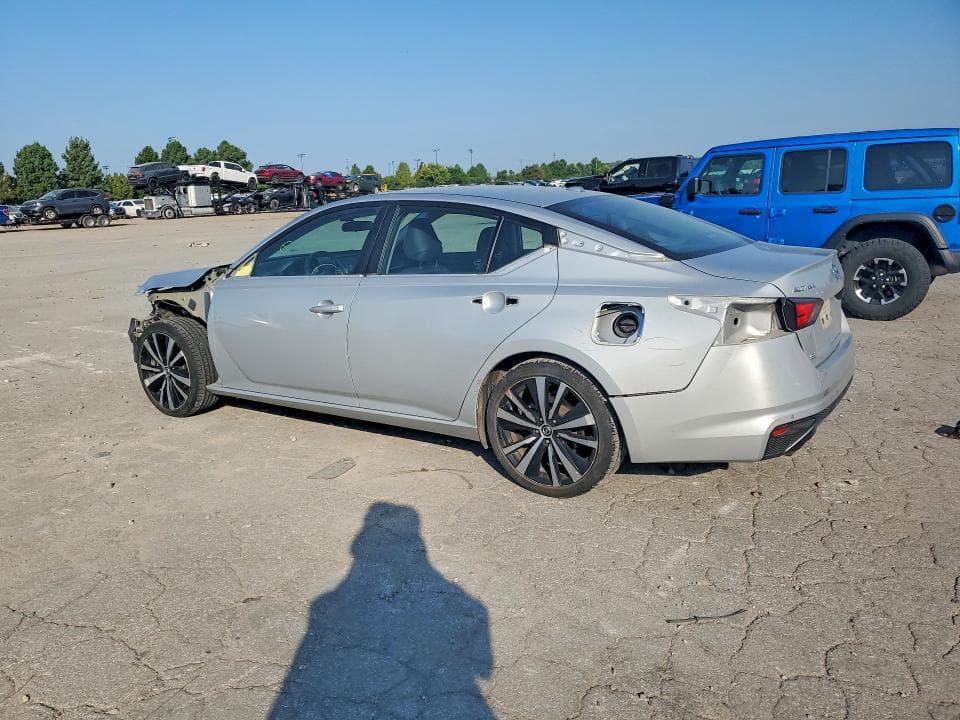 2022 NISSAN ALTIMA SR 2