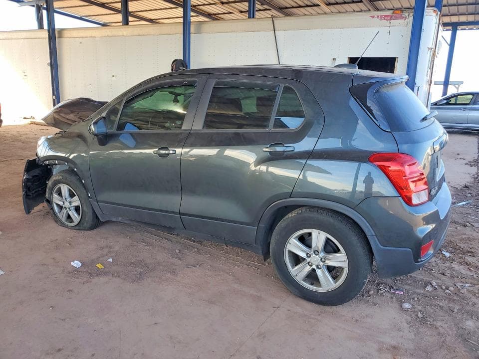 2019 CHEVROLET TRAX LS 2