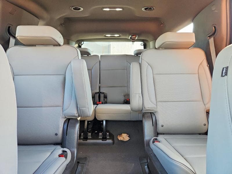 2024 GMC YUKON SLT 10