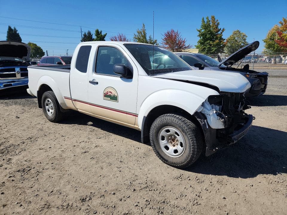 2019 NISSAN FRONTIER S 4