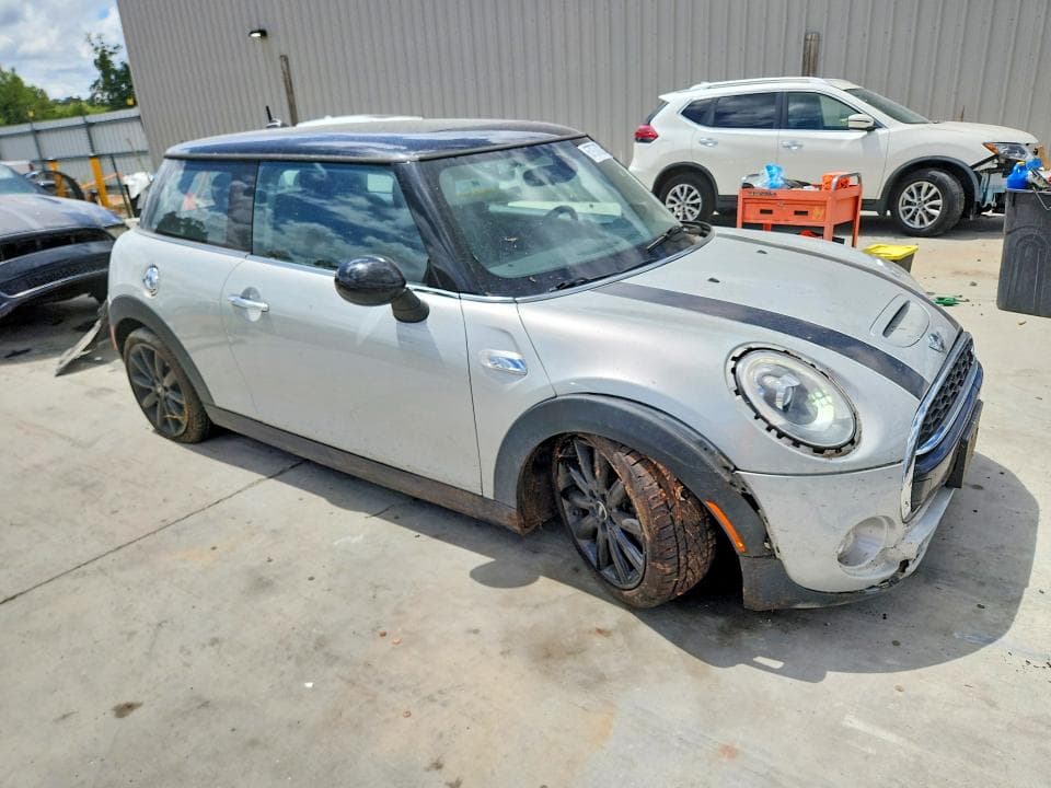 2017 MINI COOPER S 4