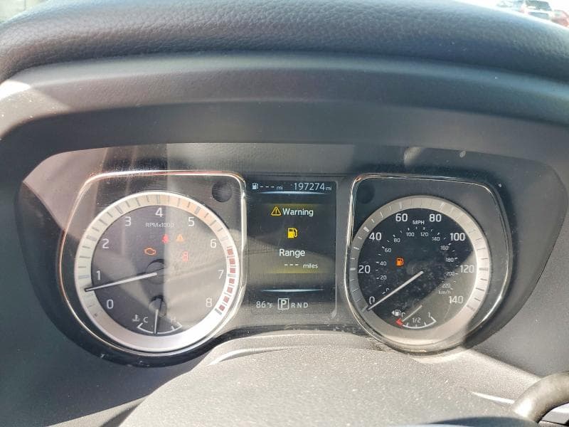 2017 NISSAN TITAN S 9
