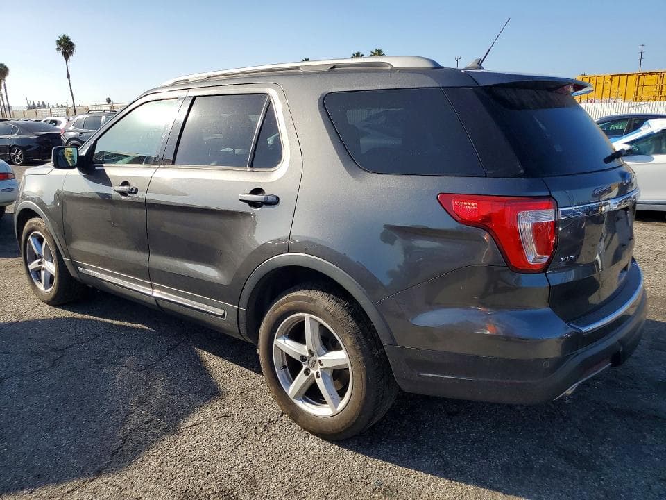 2018 FORD EXPLORER XLT 2