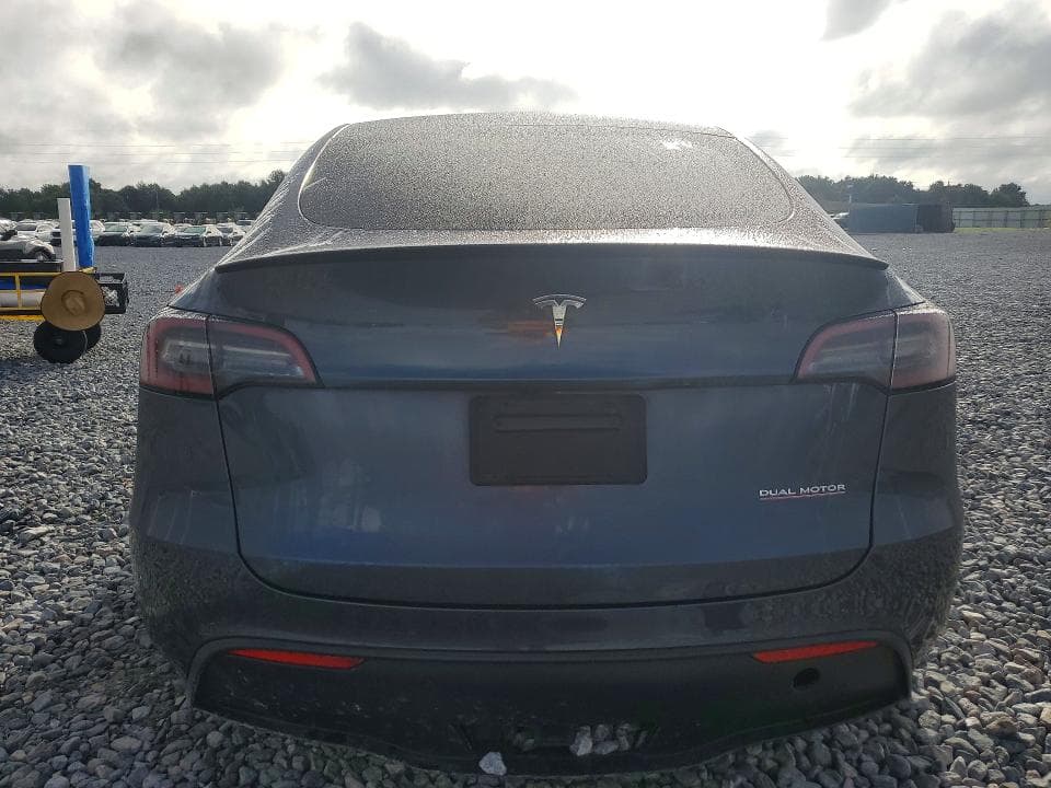 2023 TESLA MODEL Y 6