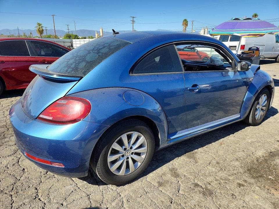 2019 VOLKSWAGEN BEETLE S 3