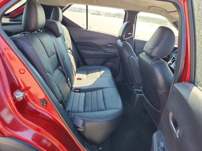 2019 NISSAN KICKS SR 11