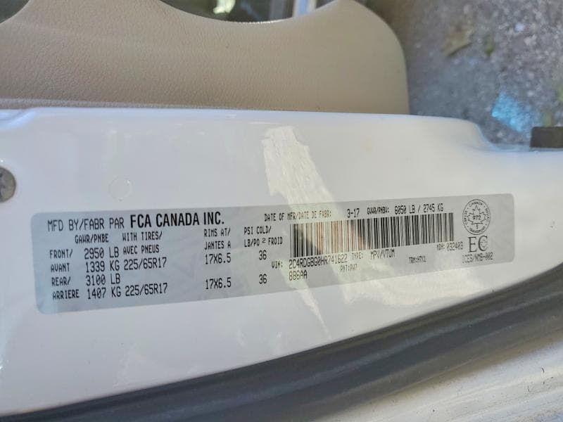 2017 DODGE GRAND CARAVAN SE 14