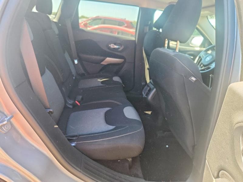 2018 JEEP CHEROKEE LATITUDE 11
