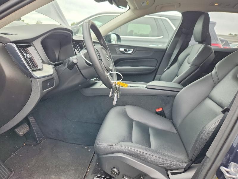 2025 VOLVO XC60 PLUS 7