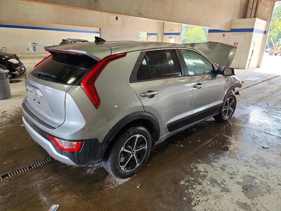 2026 KIA NIRO LX 3