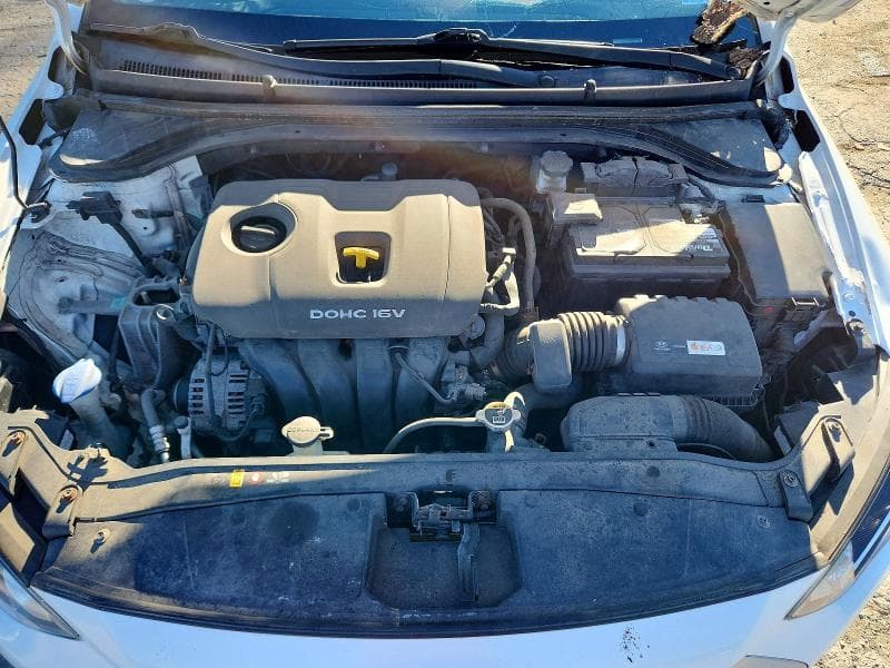 2017 HYUNDAI ELANTRA SE 11