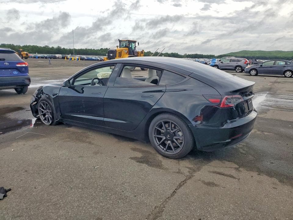 2023 TESLA MODEL 3 2
