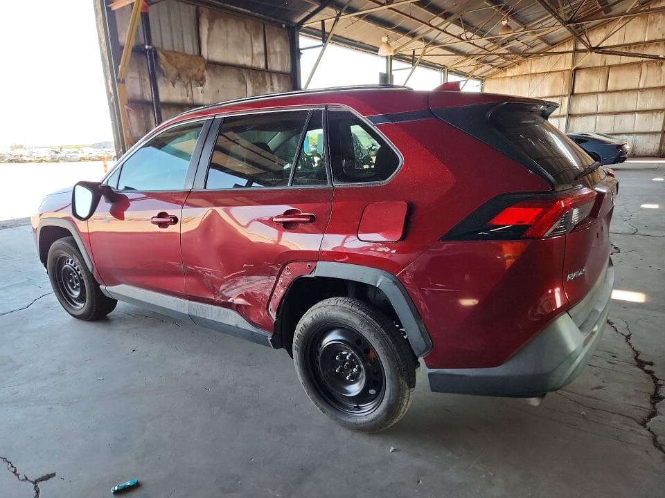 2020 TOYOTA RAV4 LE 2