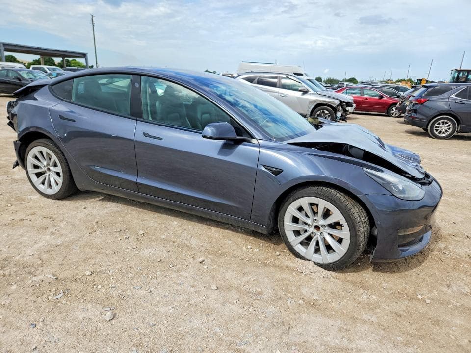 2022 TESLA MODEL 3 4