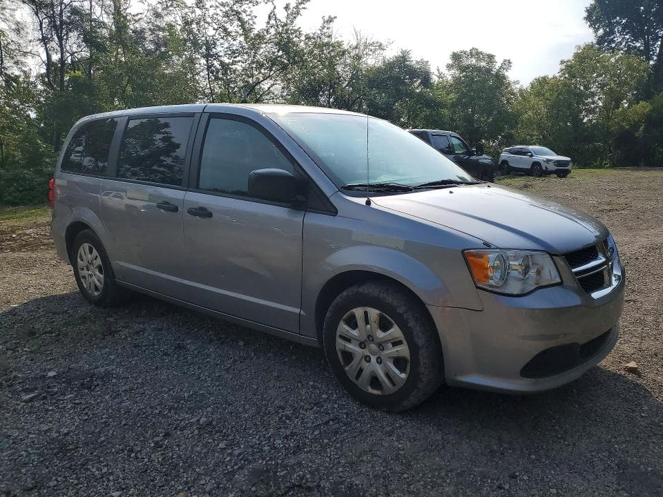 2019 DODGE GRAND CARAVAN SE 4