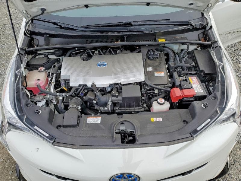 2017 TOYOTA PRIUS FOUR TOURING 12