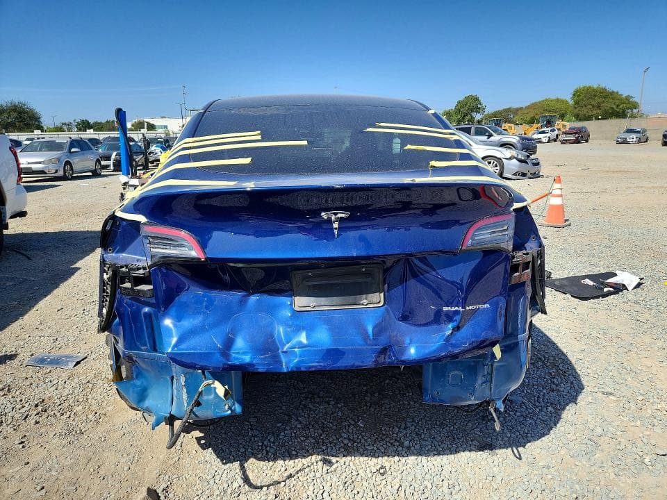 2023 TESLA MODEL Y 6