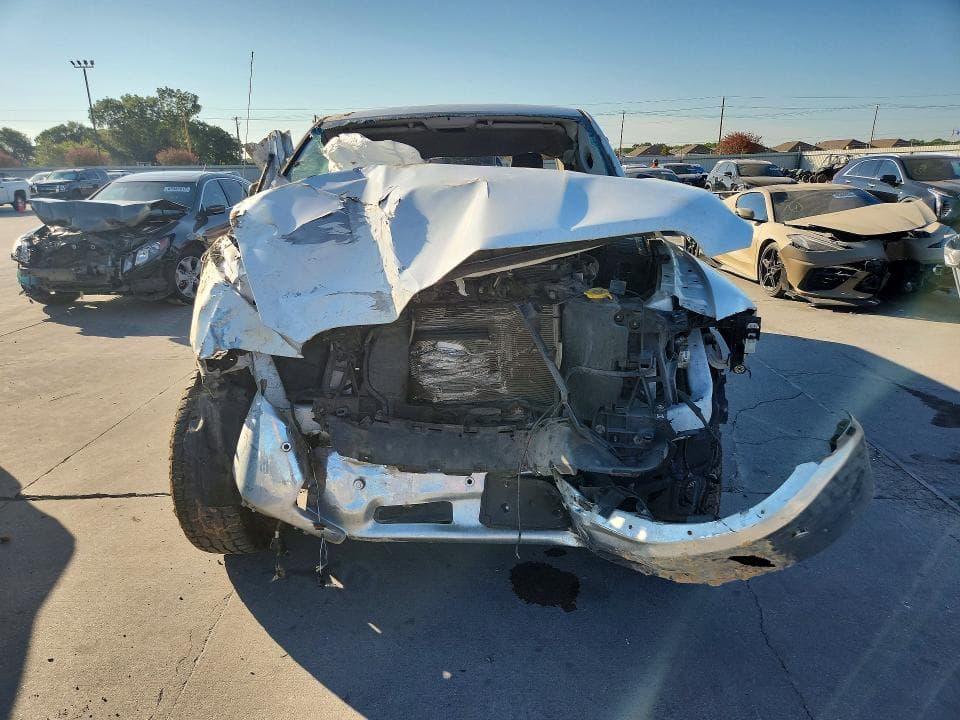2019 RAM 1500 CLASSIC SLT 5