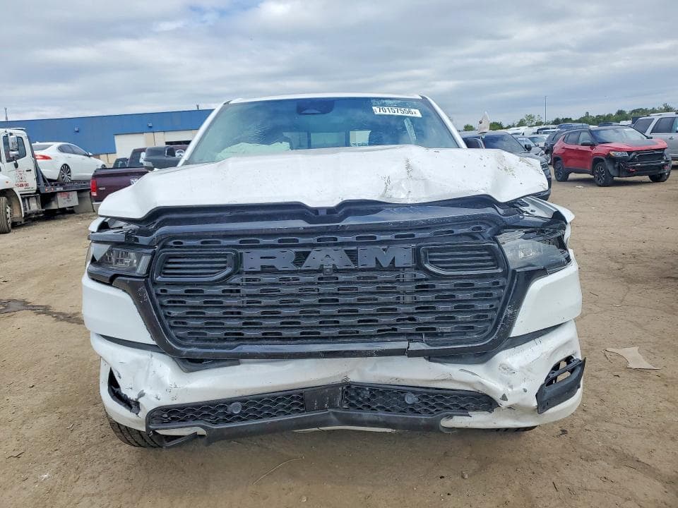 2025 RAM 1500 BIG HORN 5
