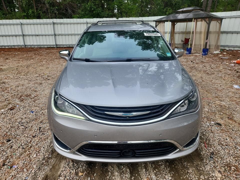 2018 CHRYSLER PACIFICA HYBRID LIMITED 5