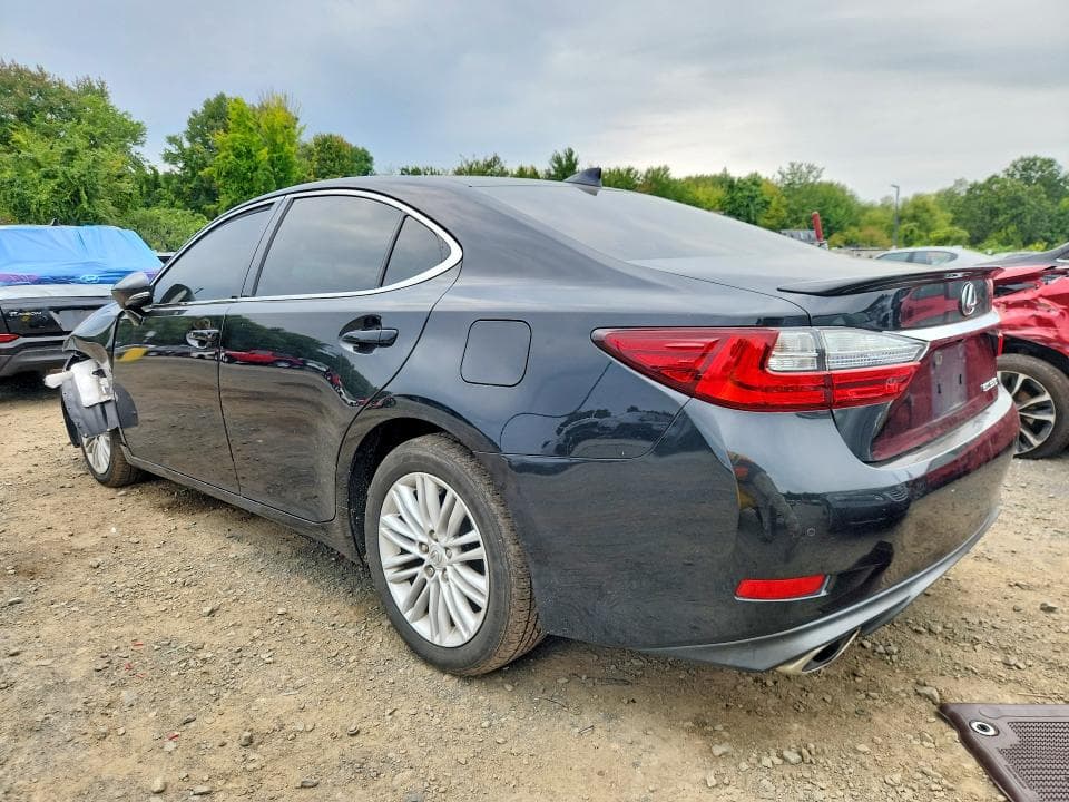 2017 LEXUS ES 350 2